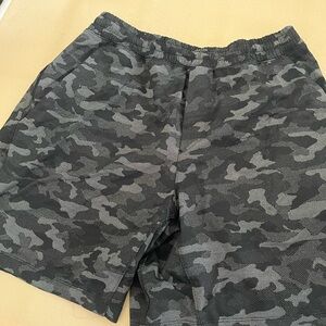 Lululemon Athletica Black and Gray Camo Athletic Shorts
